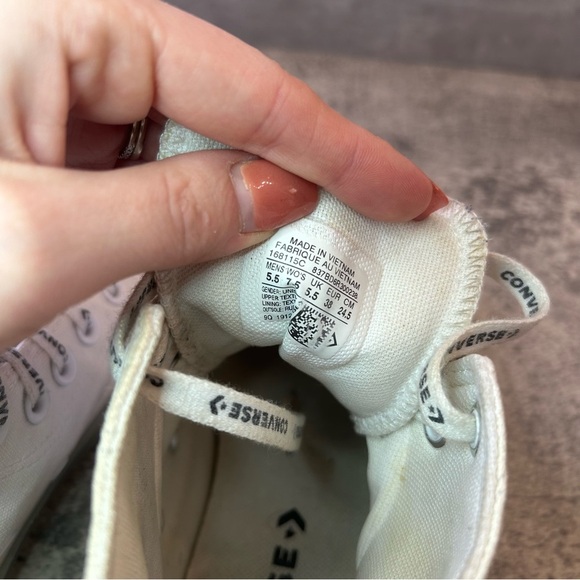 Converse Chuck Taylor All Star Hi Sneakers Womens sz 7.5 - off white - Picture 6 of 6